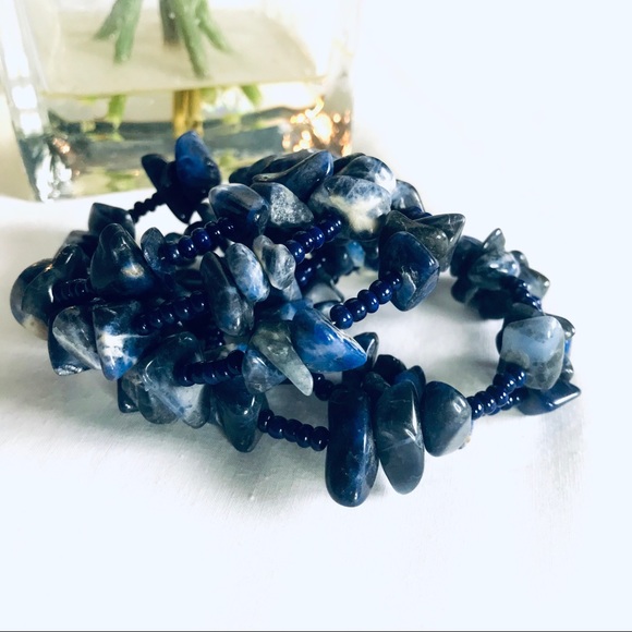 HANDMADE Adjustable Beaded Bracelet - Blue/White - Picture 5 of 7